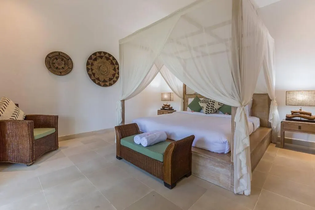 Villa Budha 2 4Bedrs 12M Pool, 700M2 Garden&Bbq, Central & Quiet Seminyak